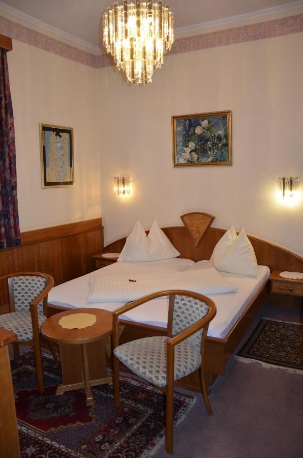 Cityhotel Ratheiser كلاغنفورت المظهر الخارجي الصورة