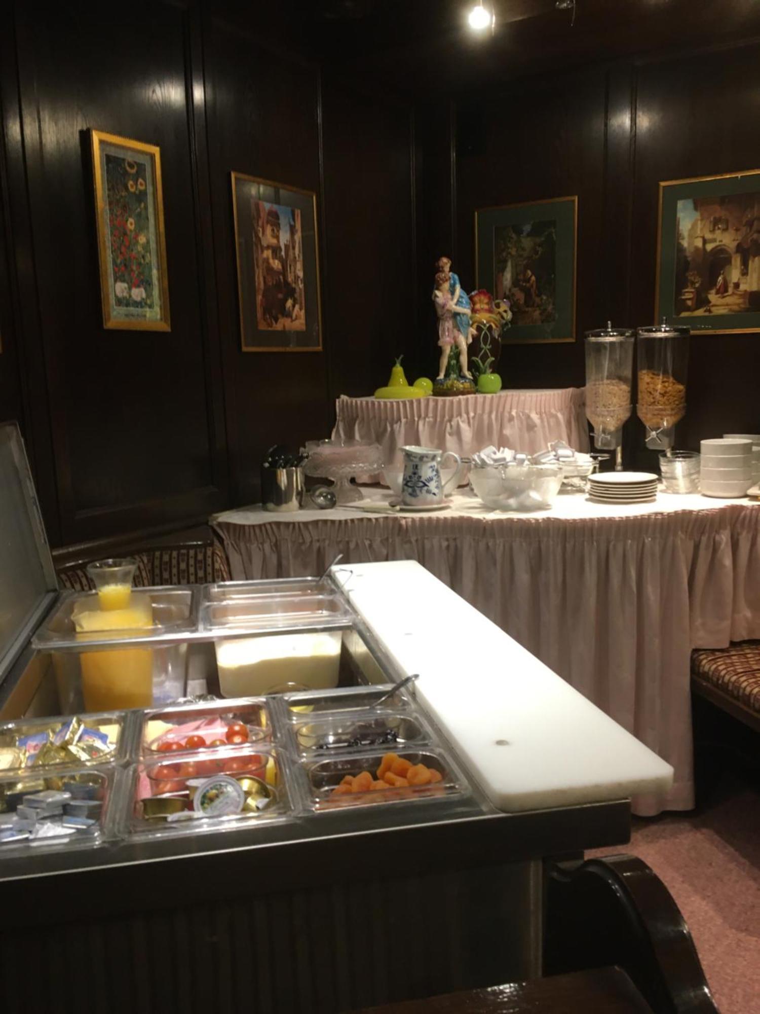 Cityhotel Ratheiser كلاغنفورت المظهر الخارجي الصورة
